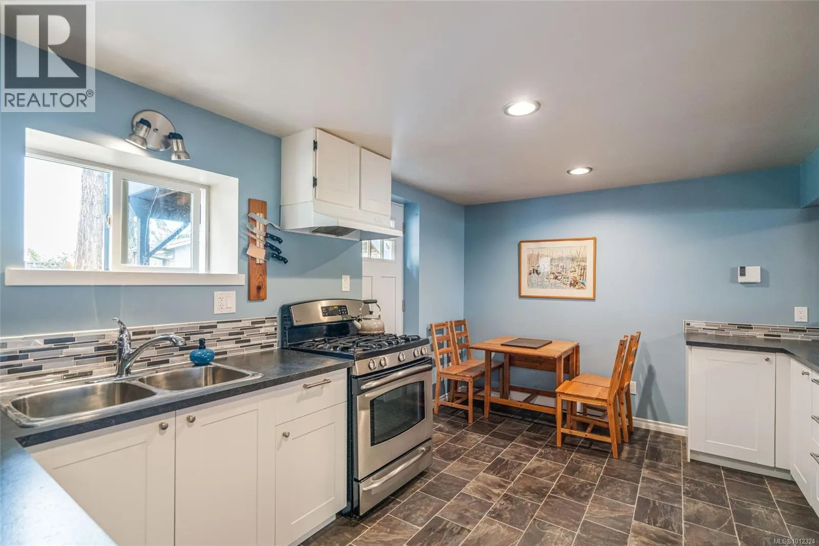 70 Giggleswick Pl