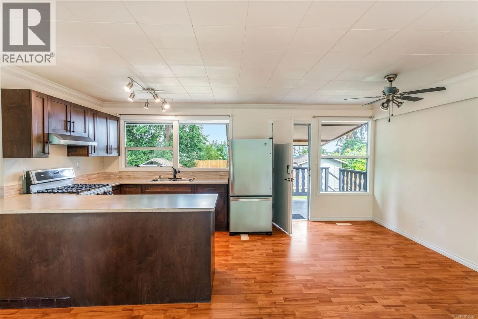 70 Giggleswick Pl