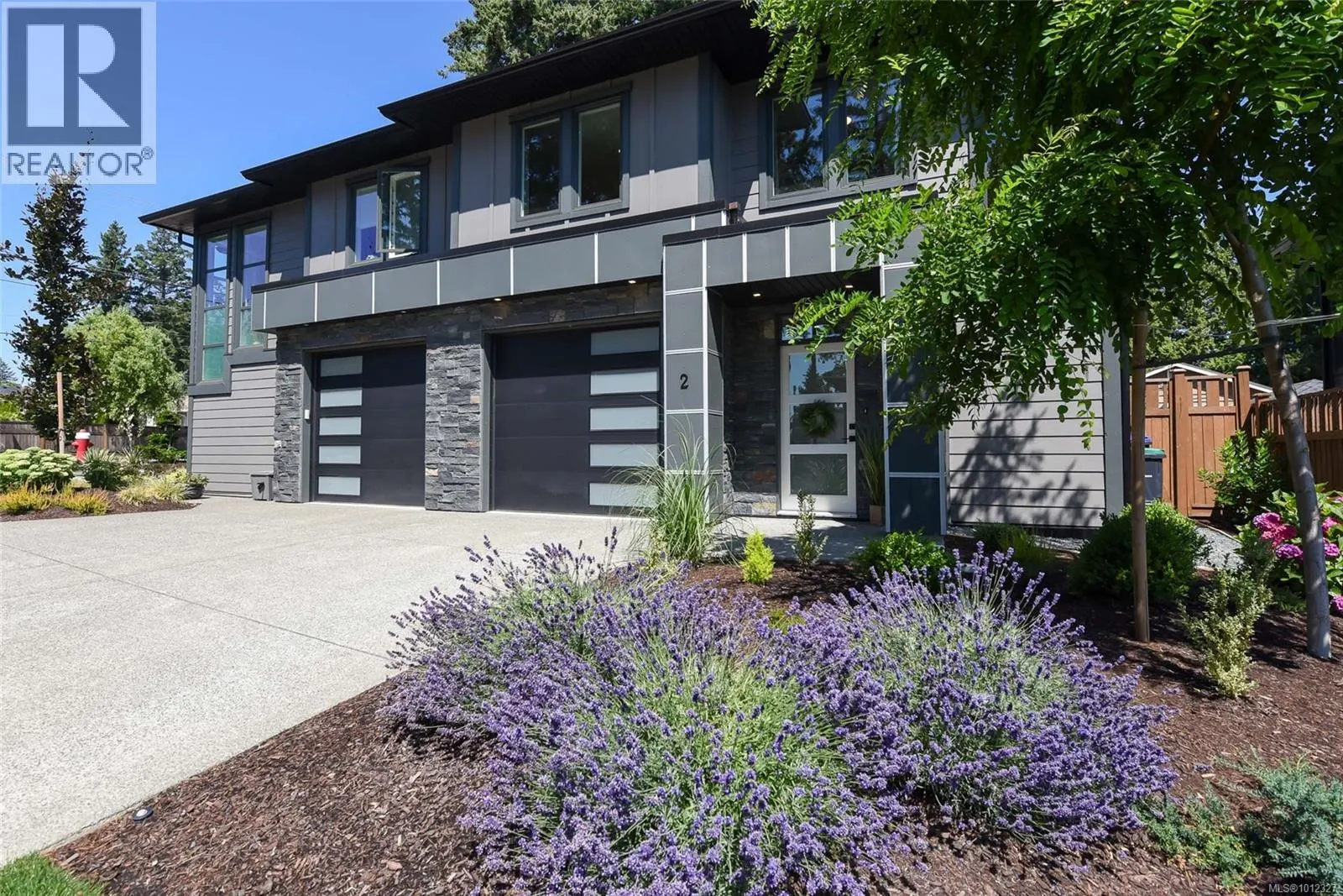 2 468 Anderton Rd