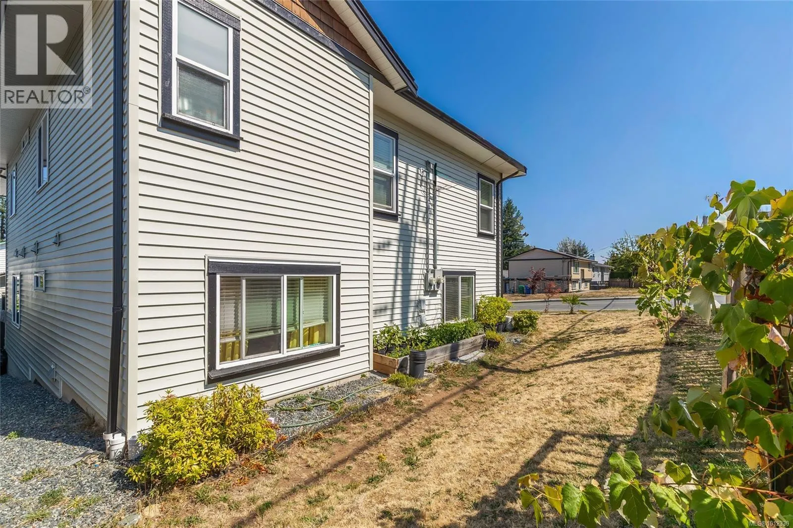 2127 Spencer Rd