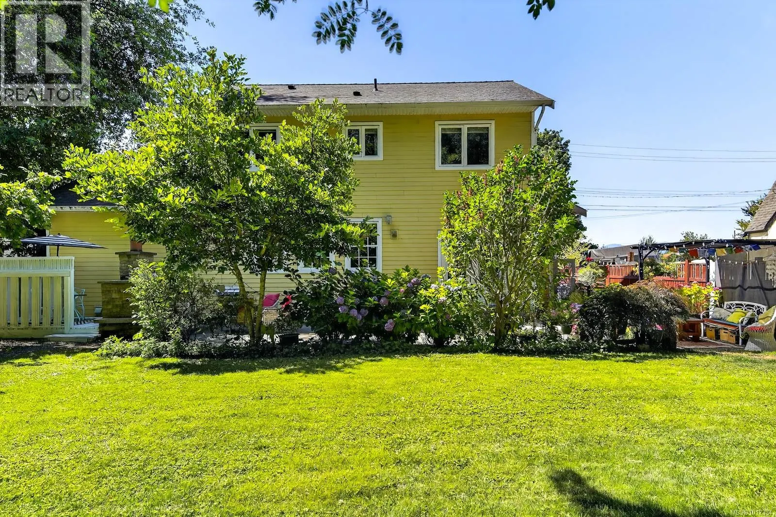 4455 Elizabeth St