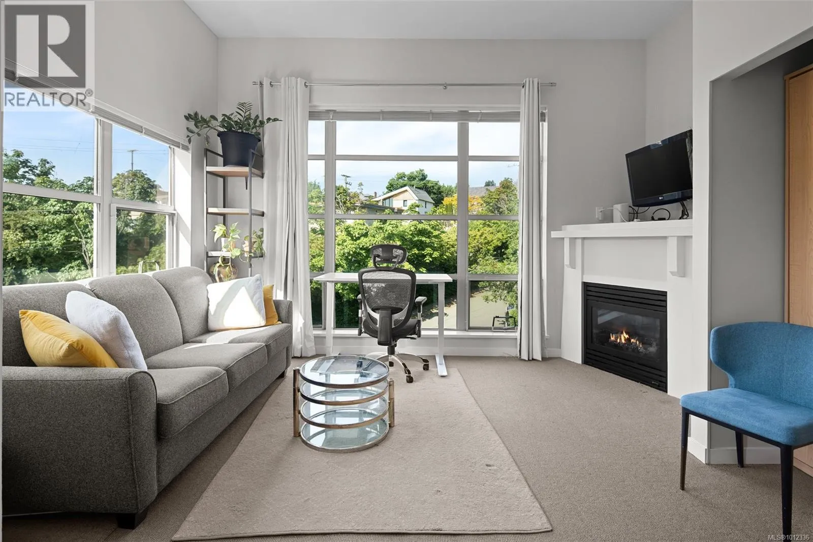 413 90 Regatta Landing