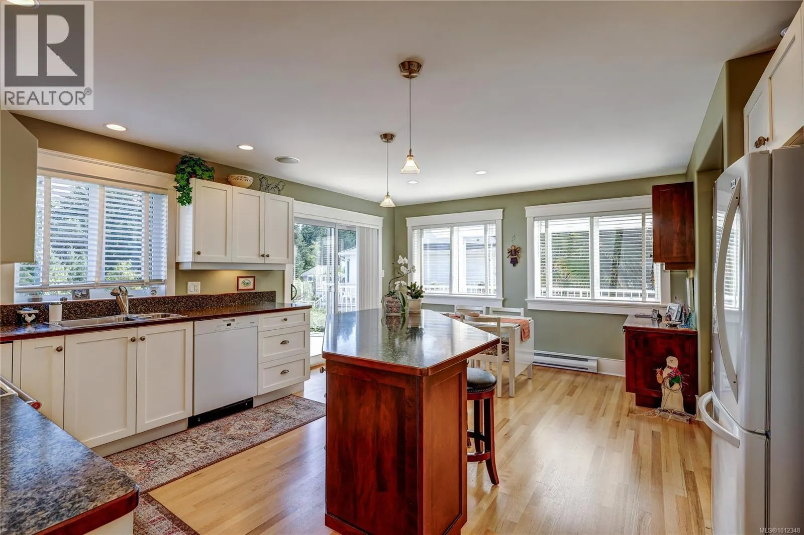 206 Concordia Pl