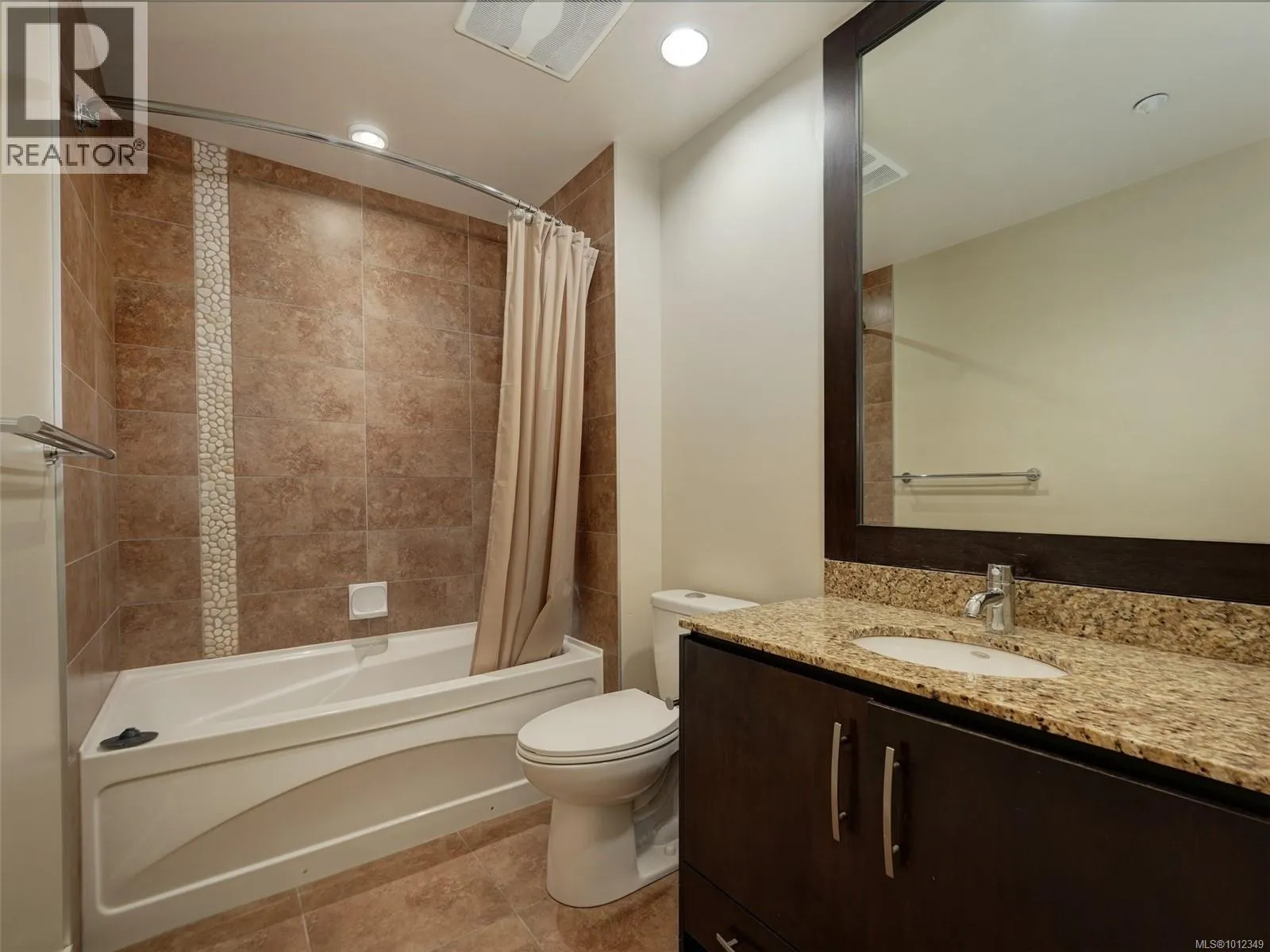 404 1375 Bear Mountain Pkwy