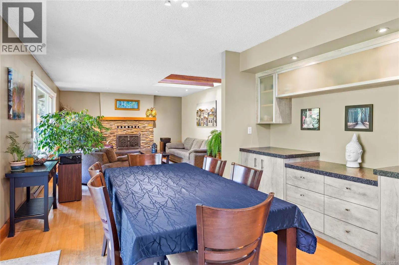 658 Martindale Rd