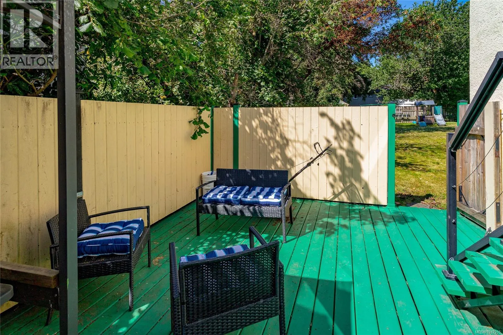 2928 Quadra St