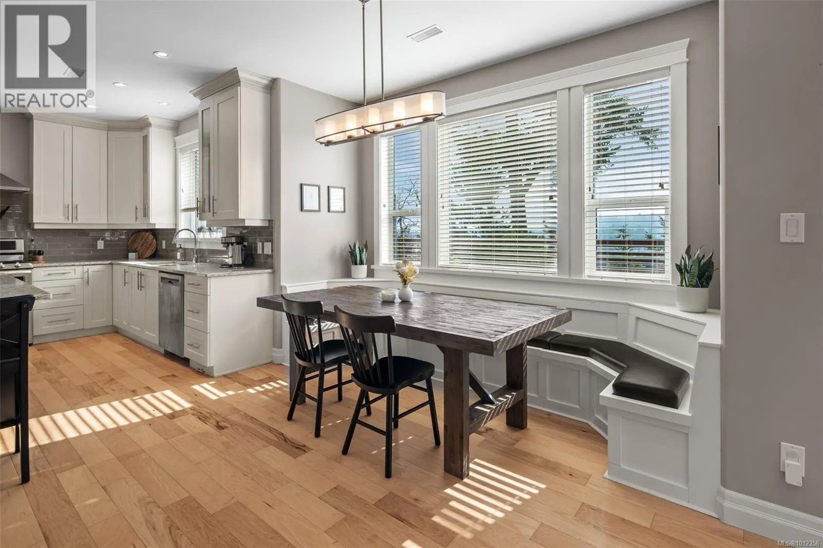 770 Egret Close