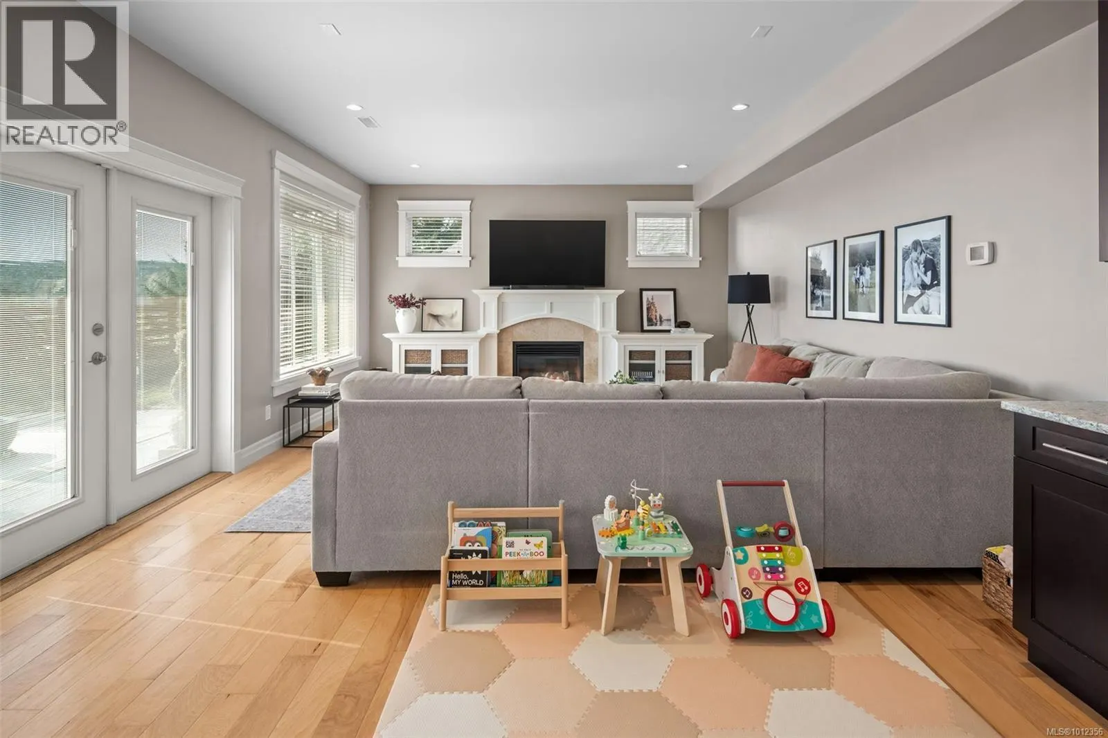 770 Egret Close