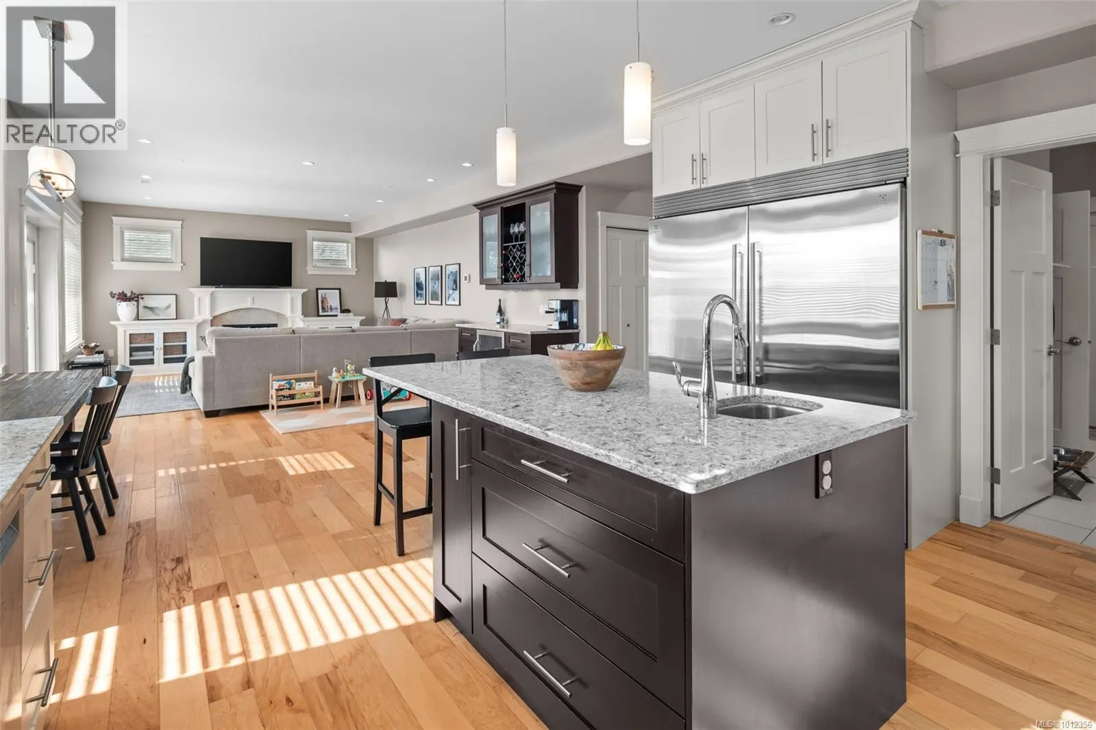 770 Egret Close