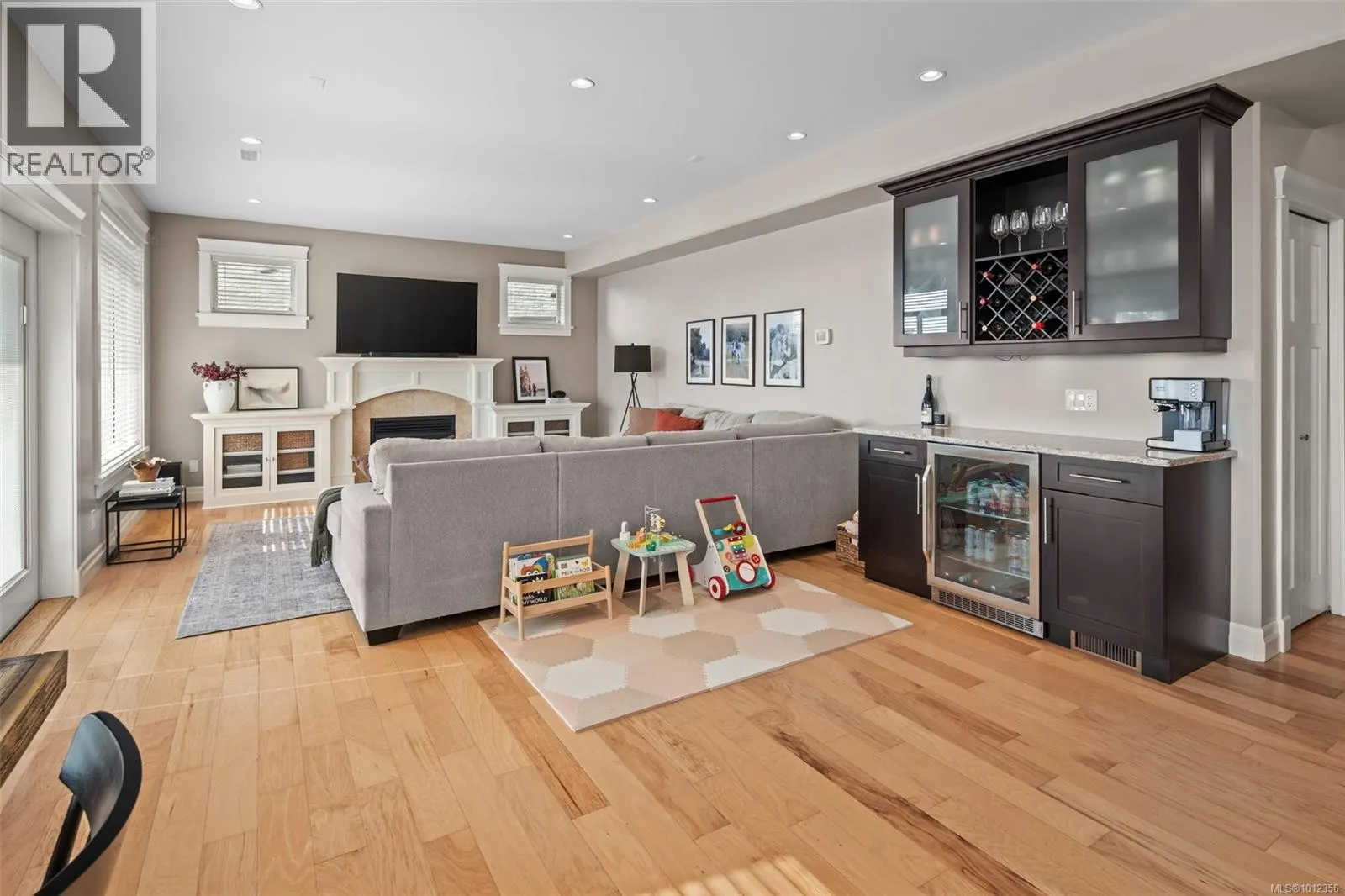 770 Egret Close