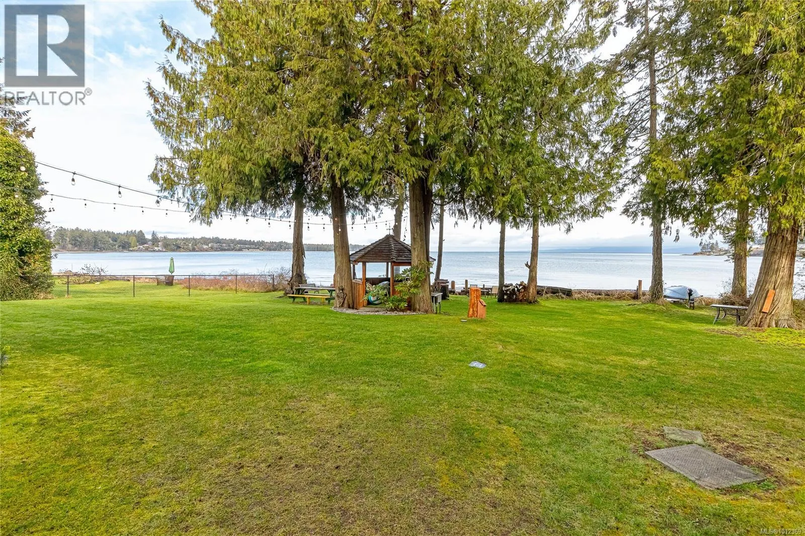 1552 Terrien Rd