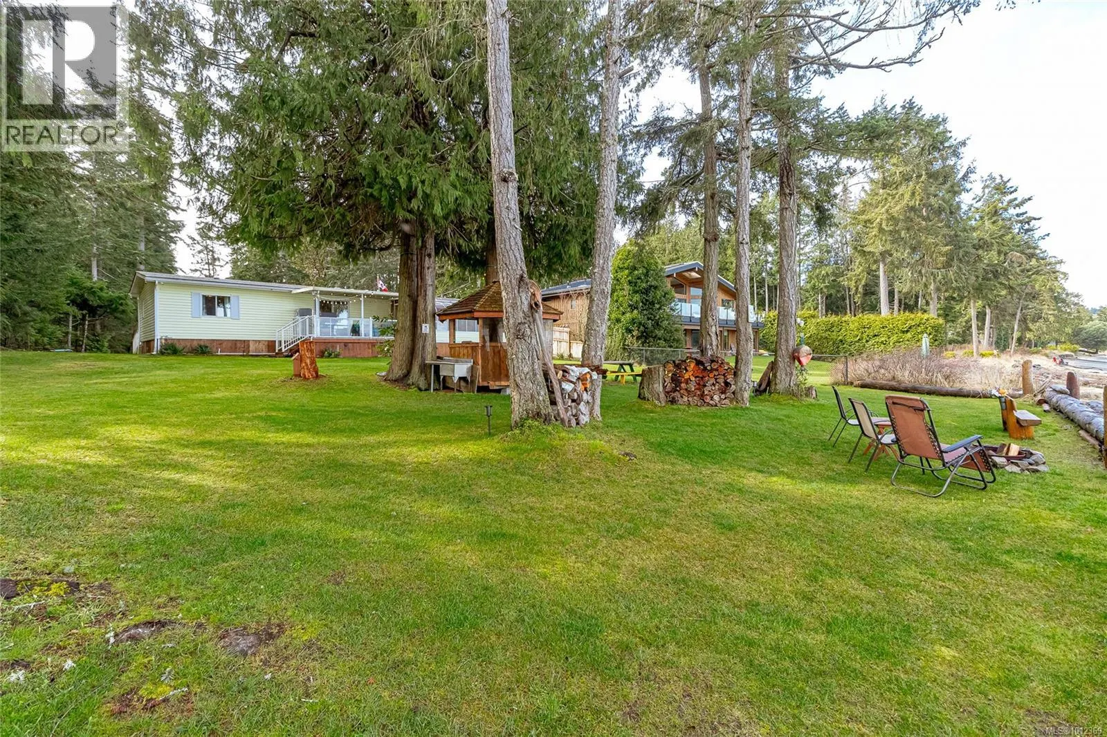 1552 Terrien Rd