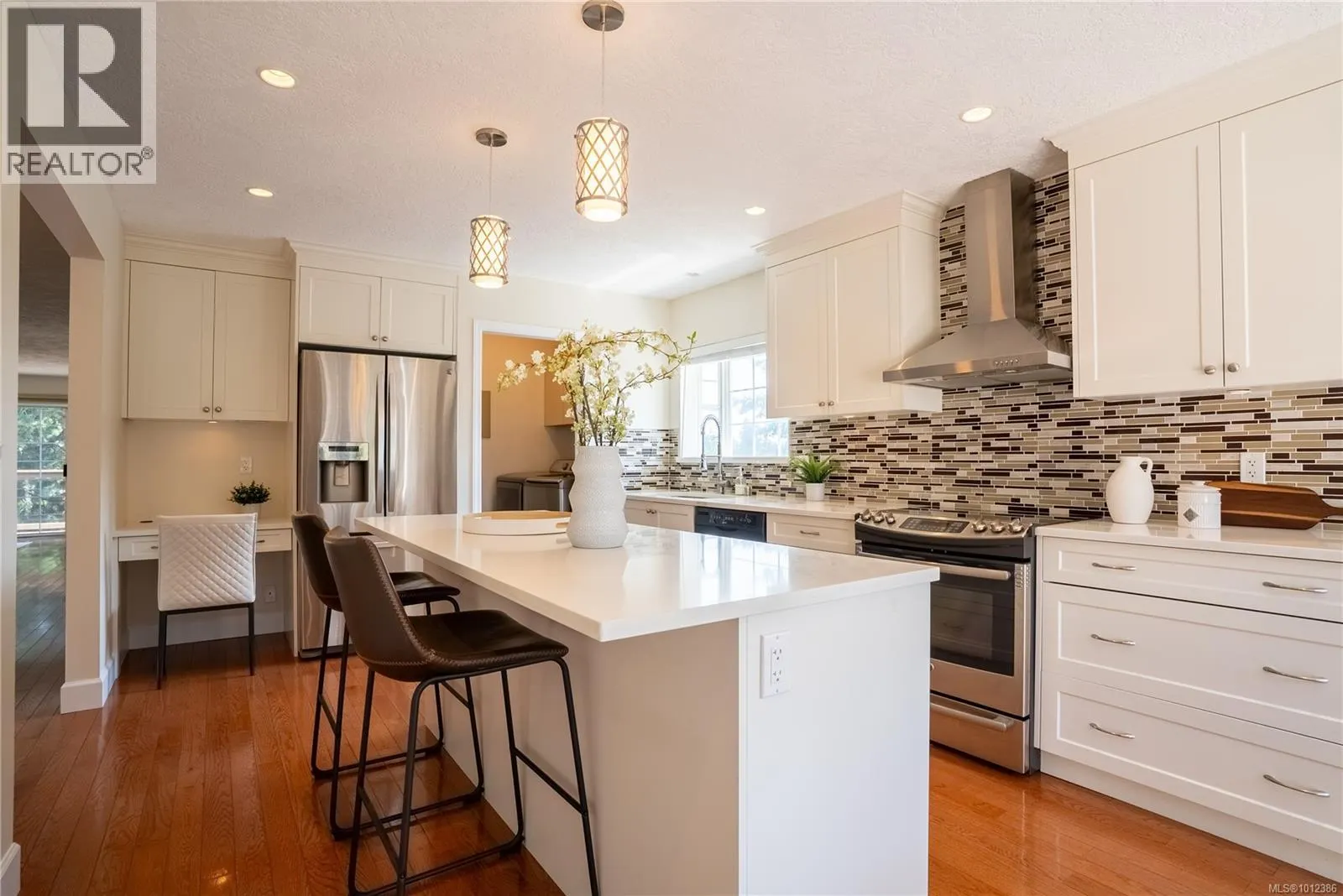 5 901 Kentwood Lane