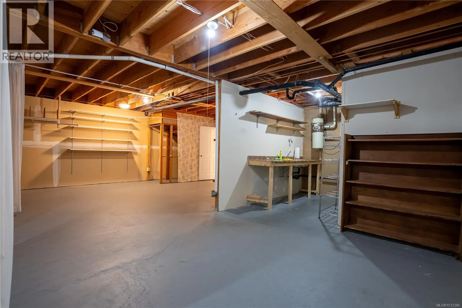 5 901 Kentwood Lane