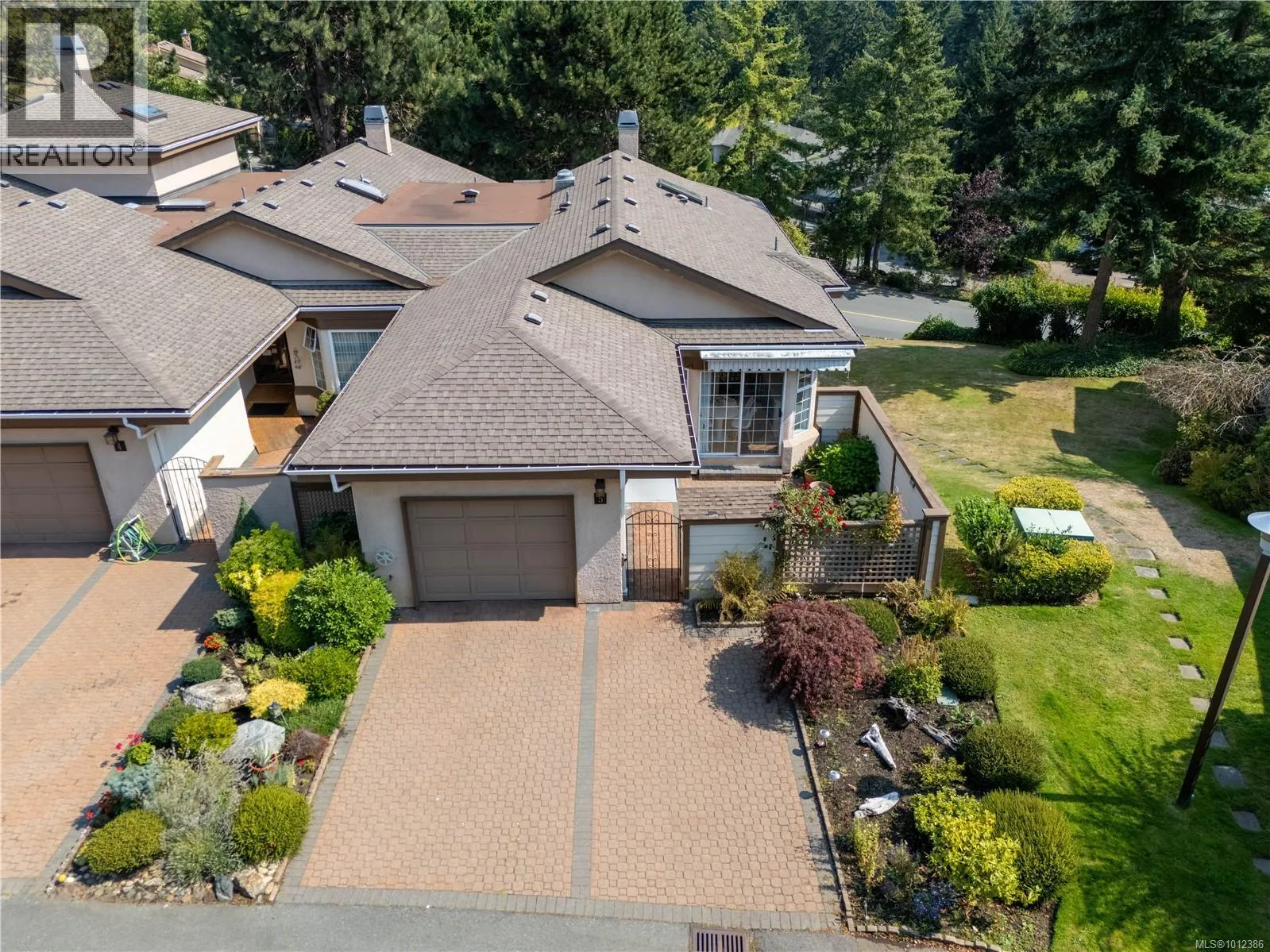 5 901 Kentwood Lane