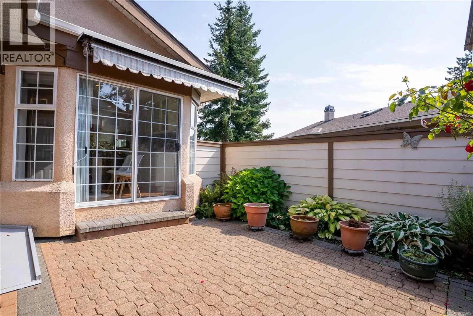 5 901 Kentwood Lane