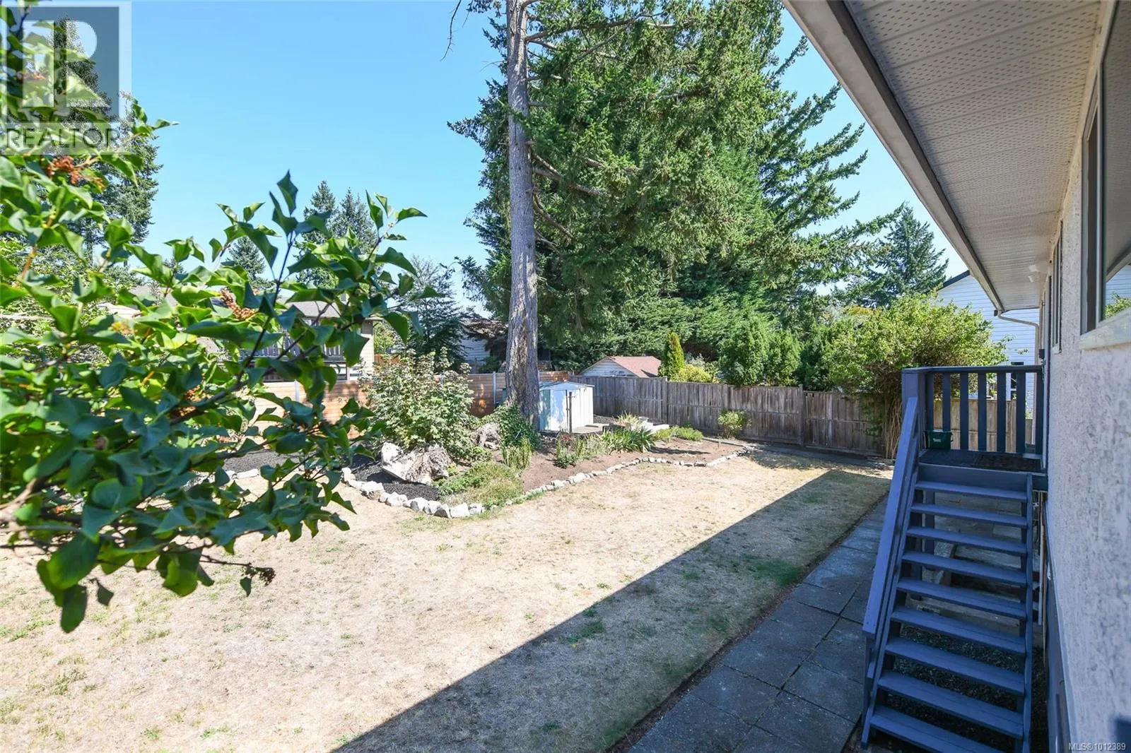 2086 Gull Ave