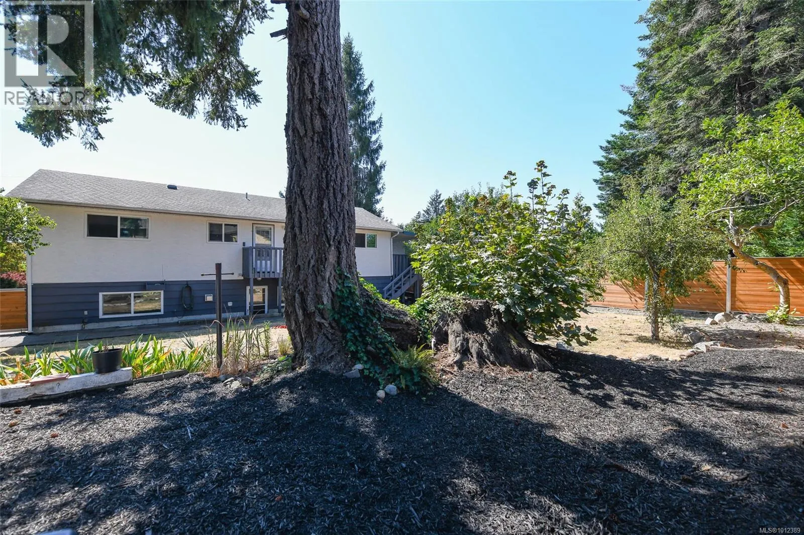 2086 Gull Ave