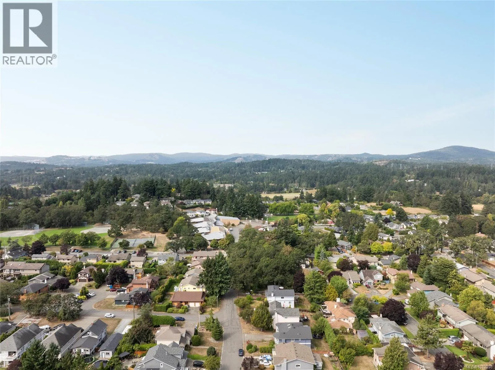1252 Mariposa Ave