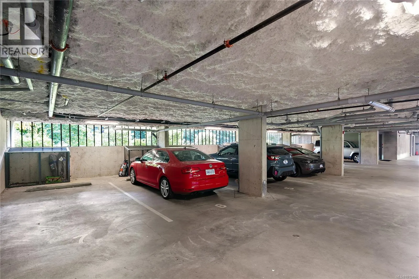 202 10670 McDonald Park Rd