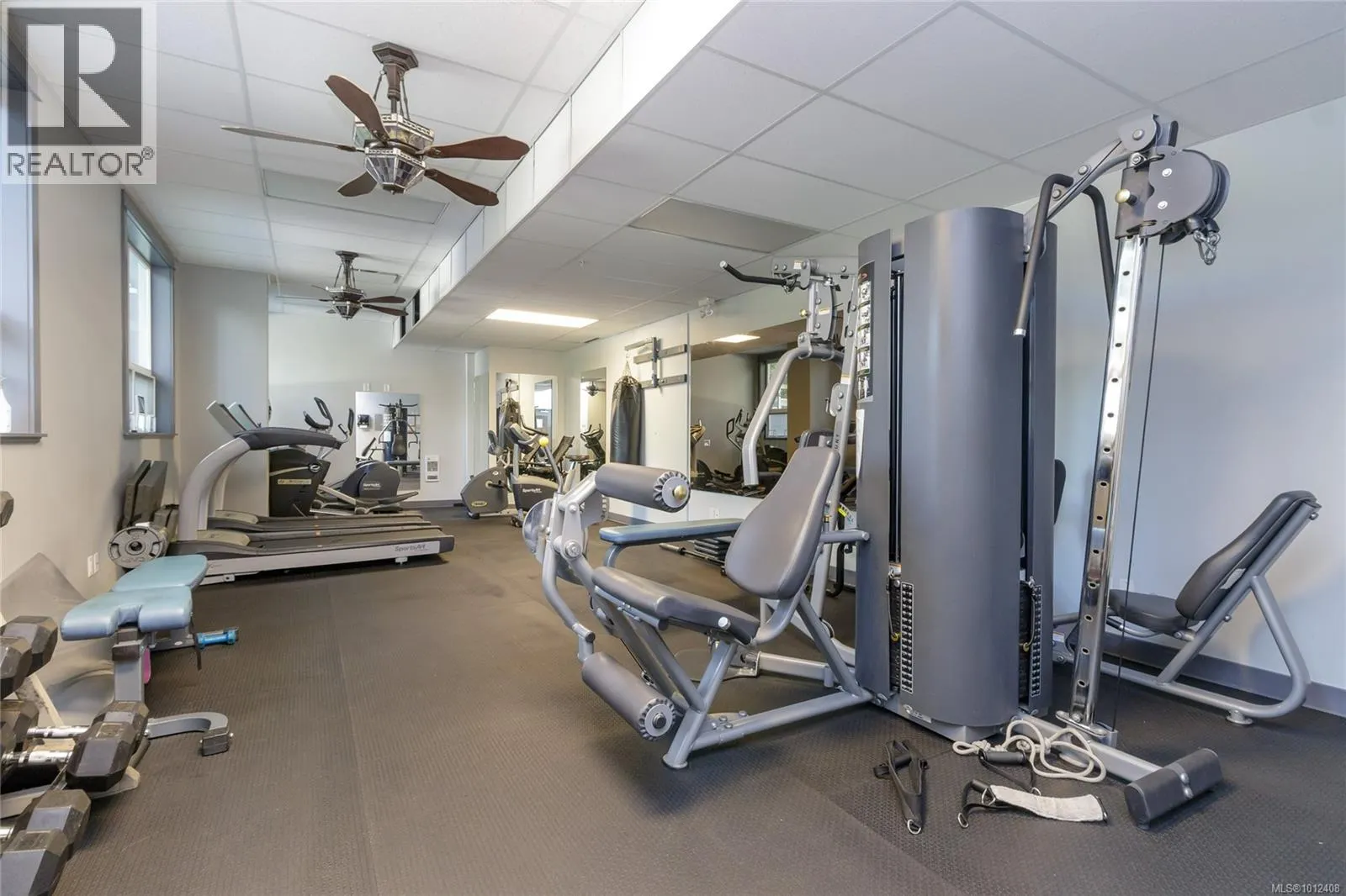 112 1315 Esquimalt Rd