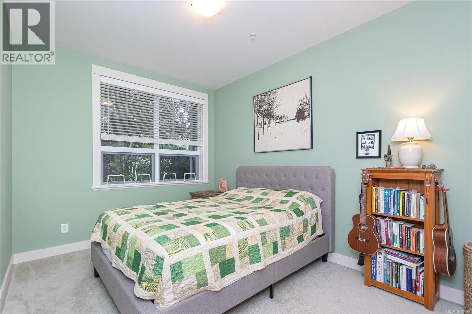 112 1315 Esquimalt Rd