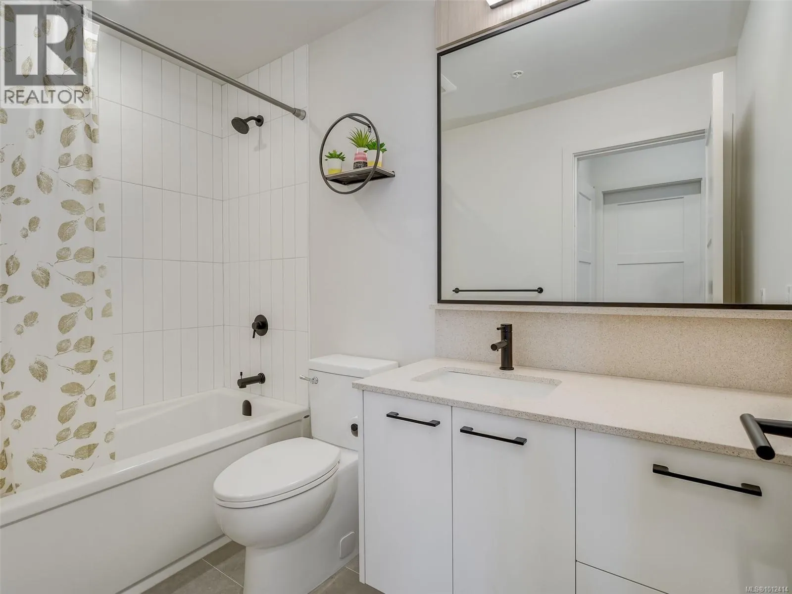 406 958 Pharoah Mews