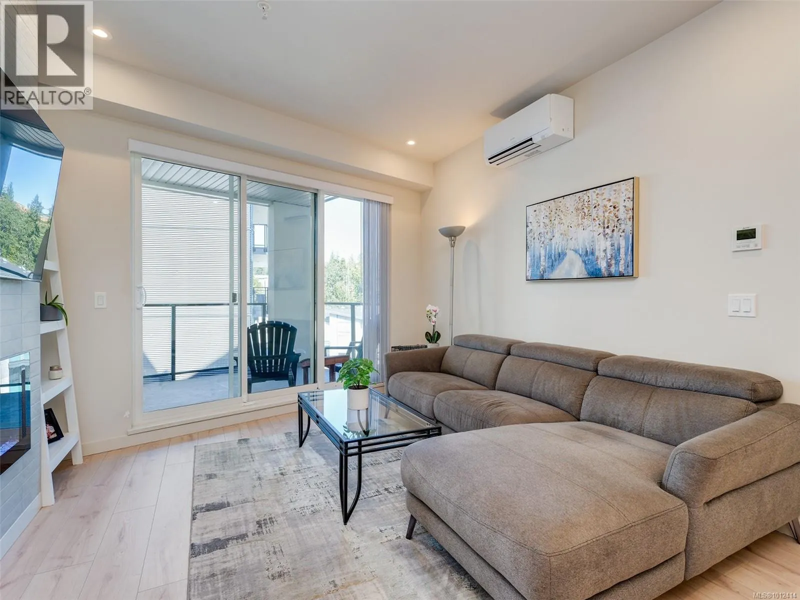 406 958 Pharoah Mews