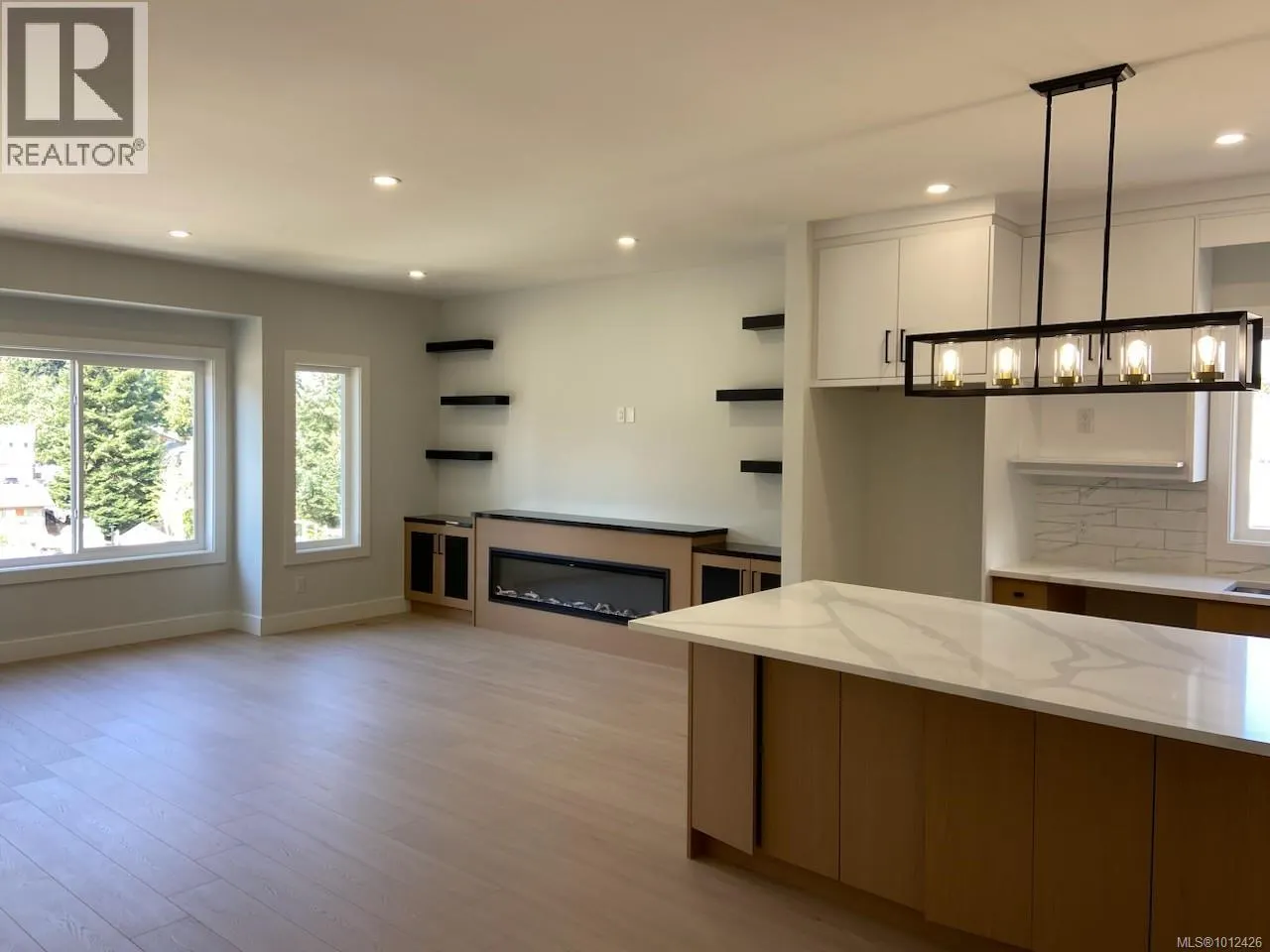 10 Leam Rd