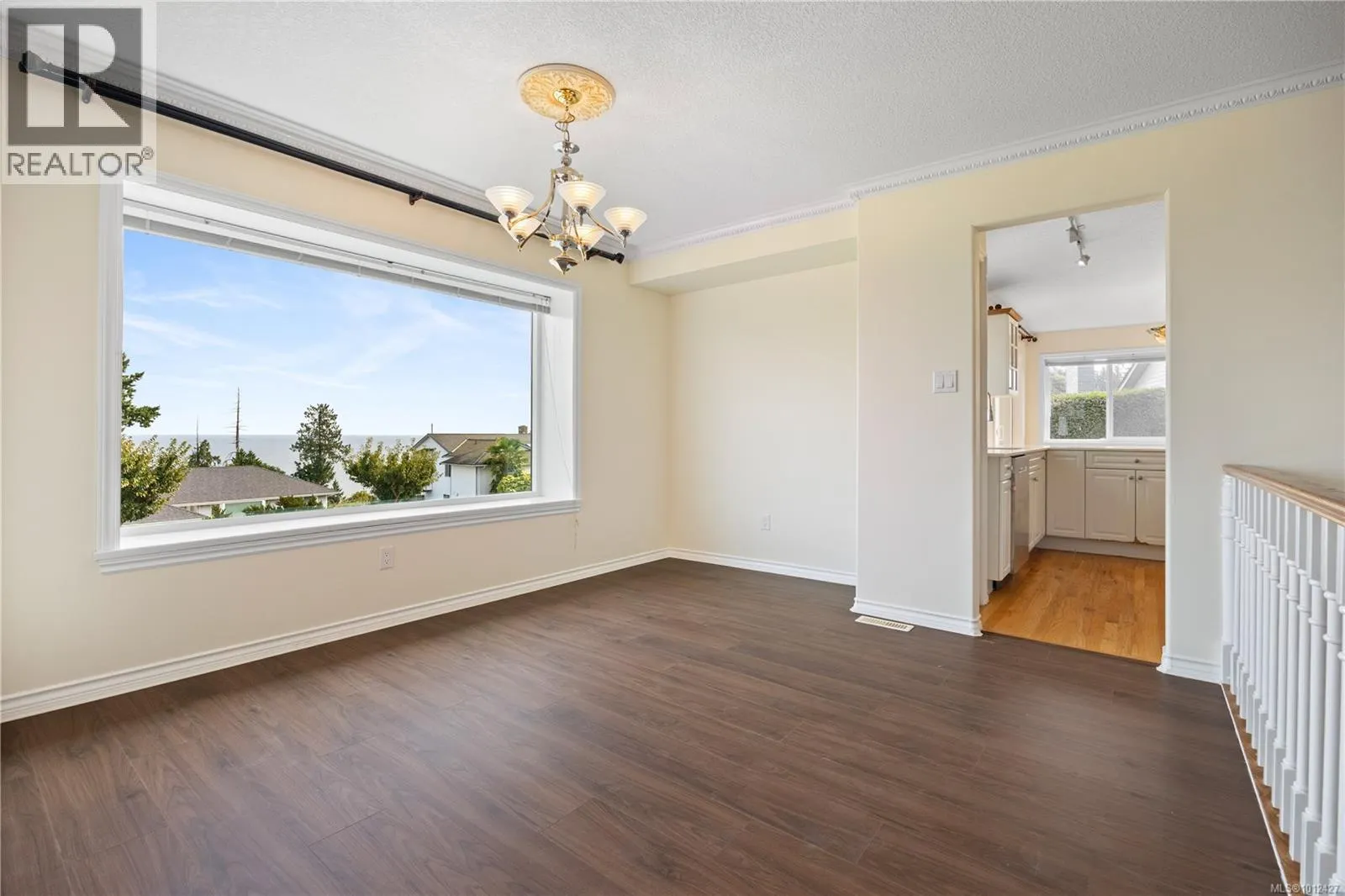 6045 Icarus Dr