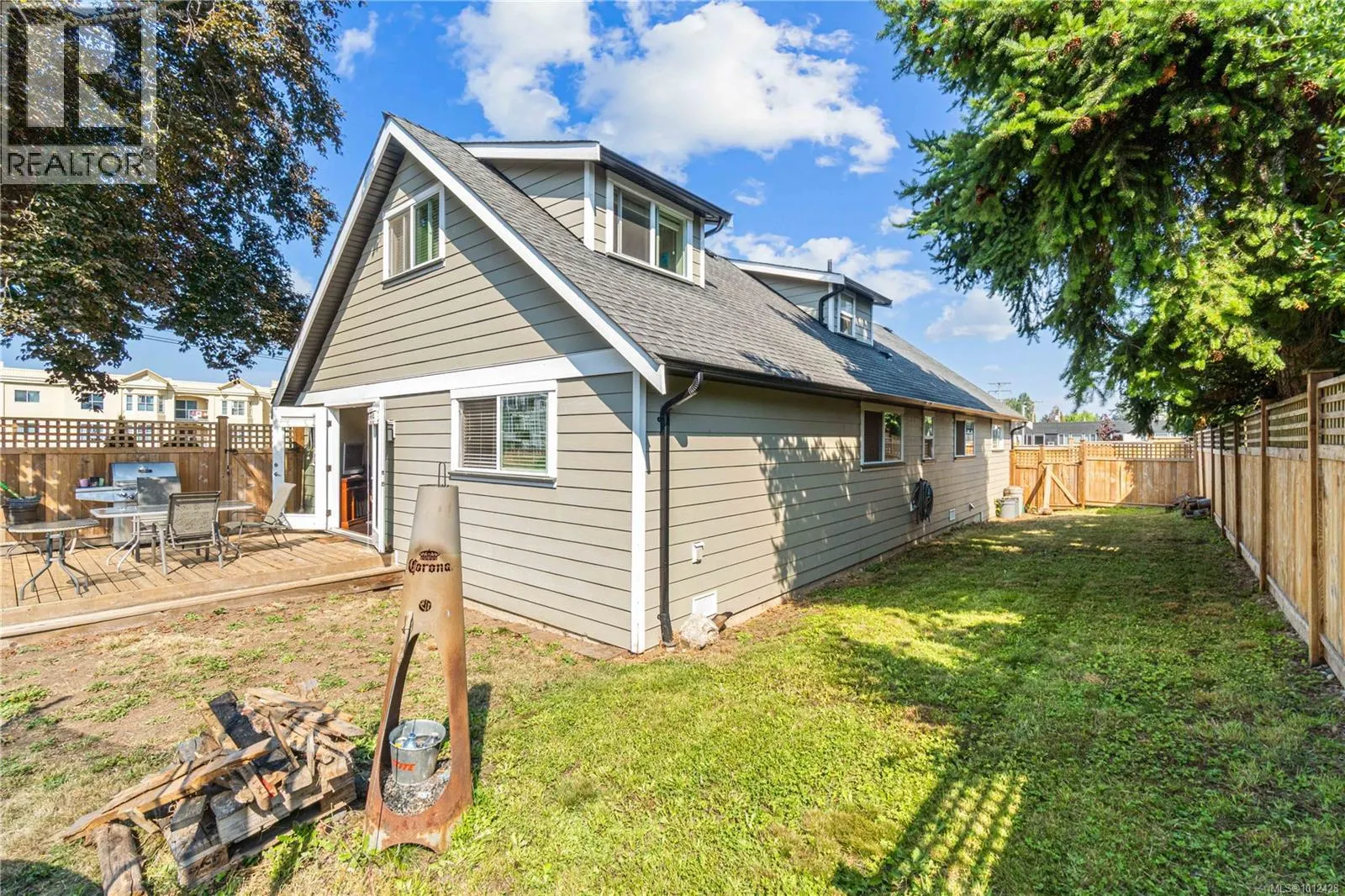 222 Morison Ave