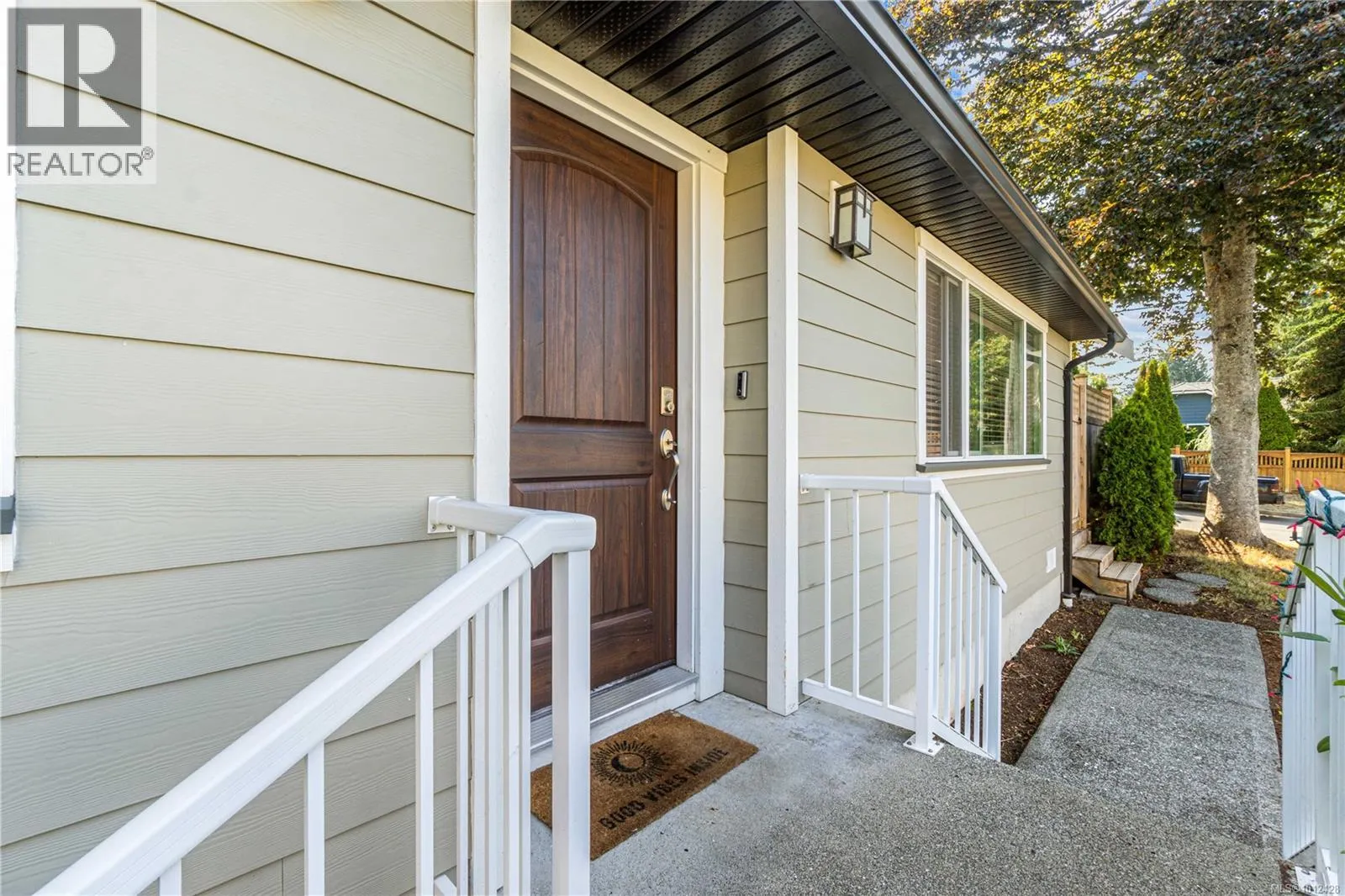 222 Morison Ave