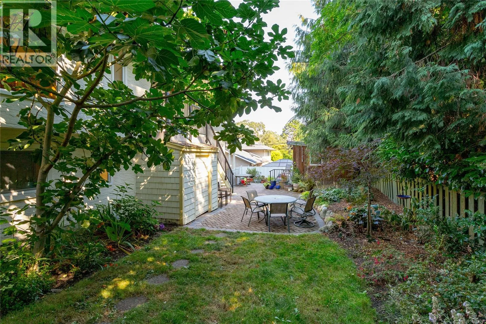 1555 Jasper Pl