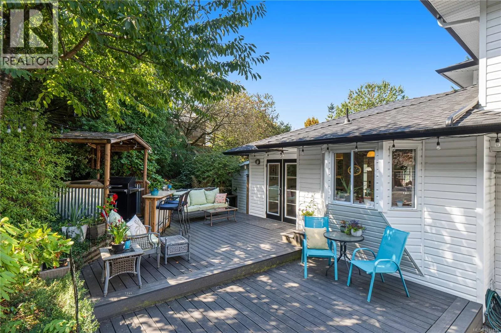 5804 Tweedsmuir Cres