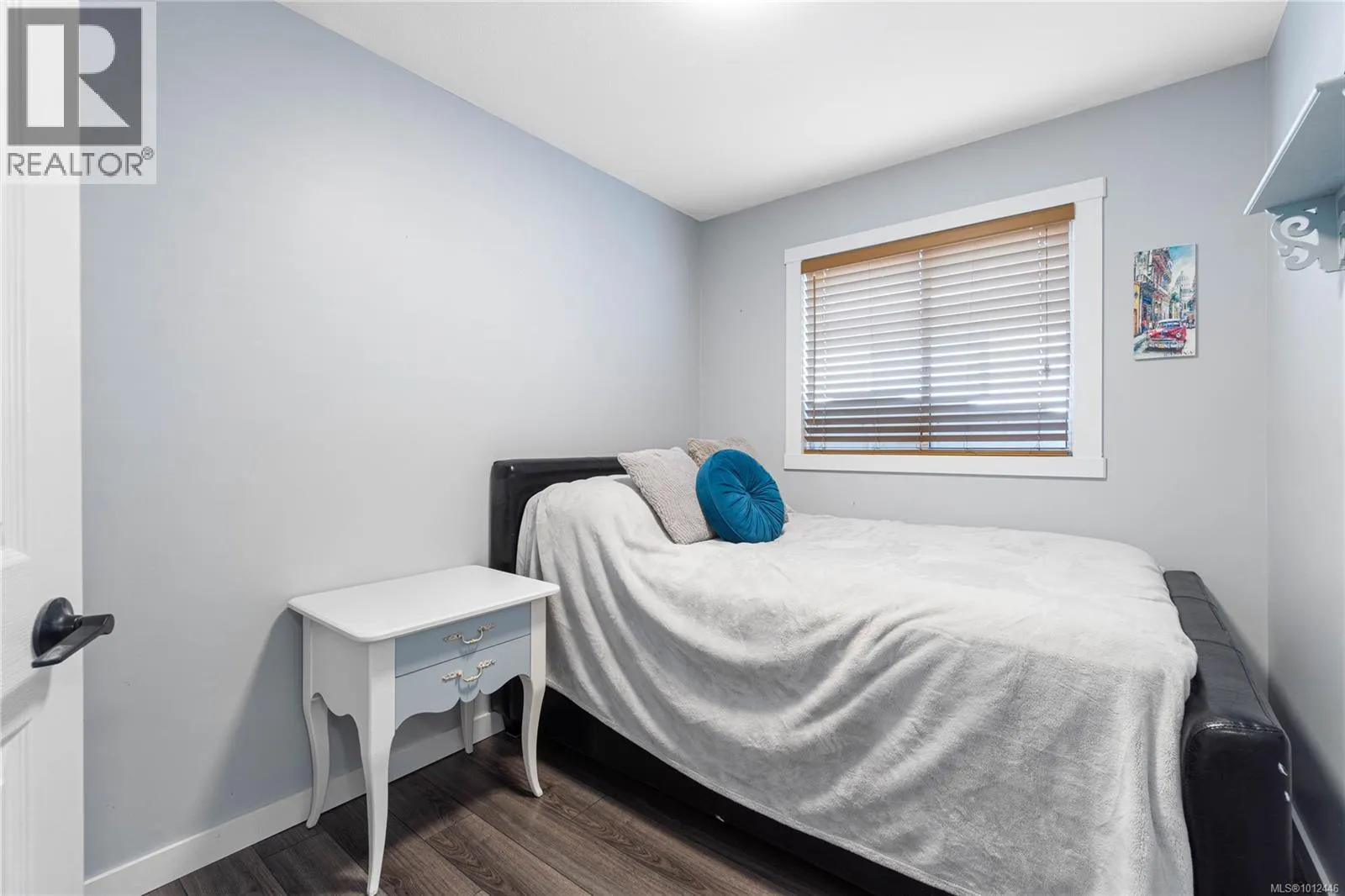 5804 Tweedsmuir Cres