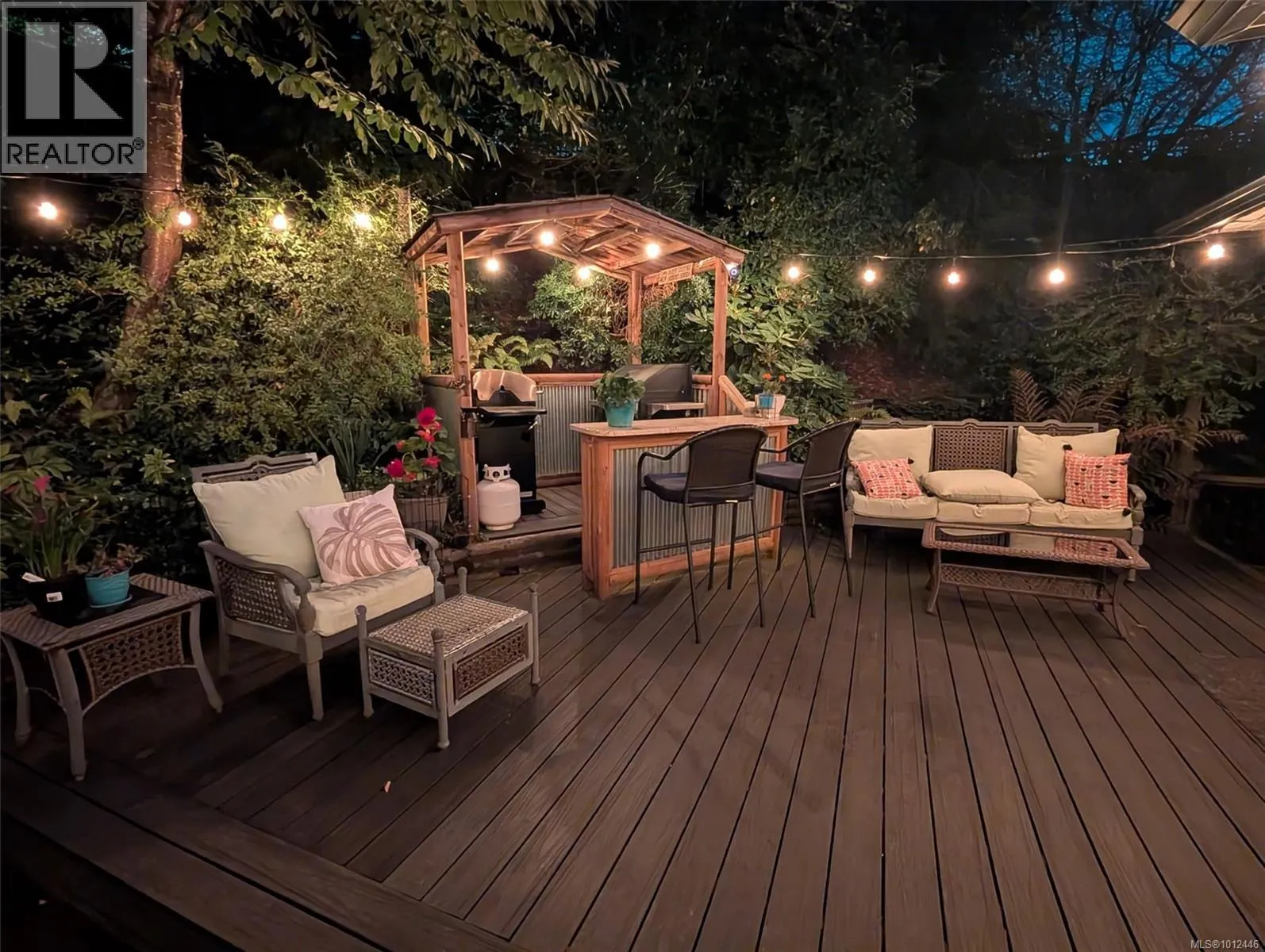 5804 Tweedsmuir Cres