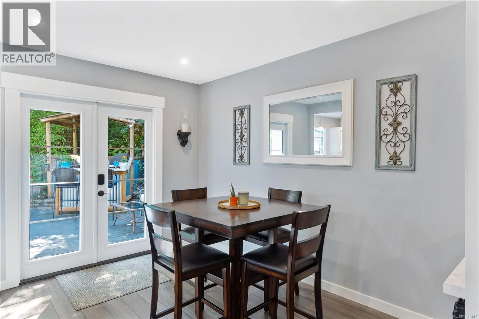 5804 Tweedsmuir Cres