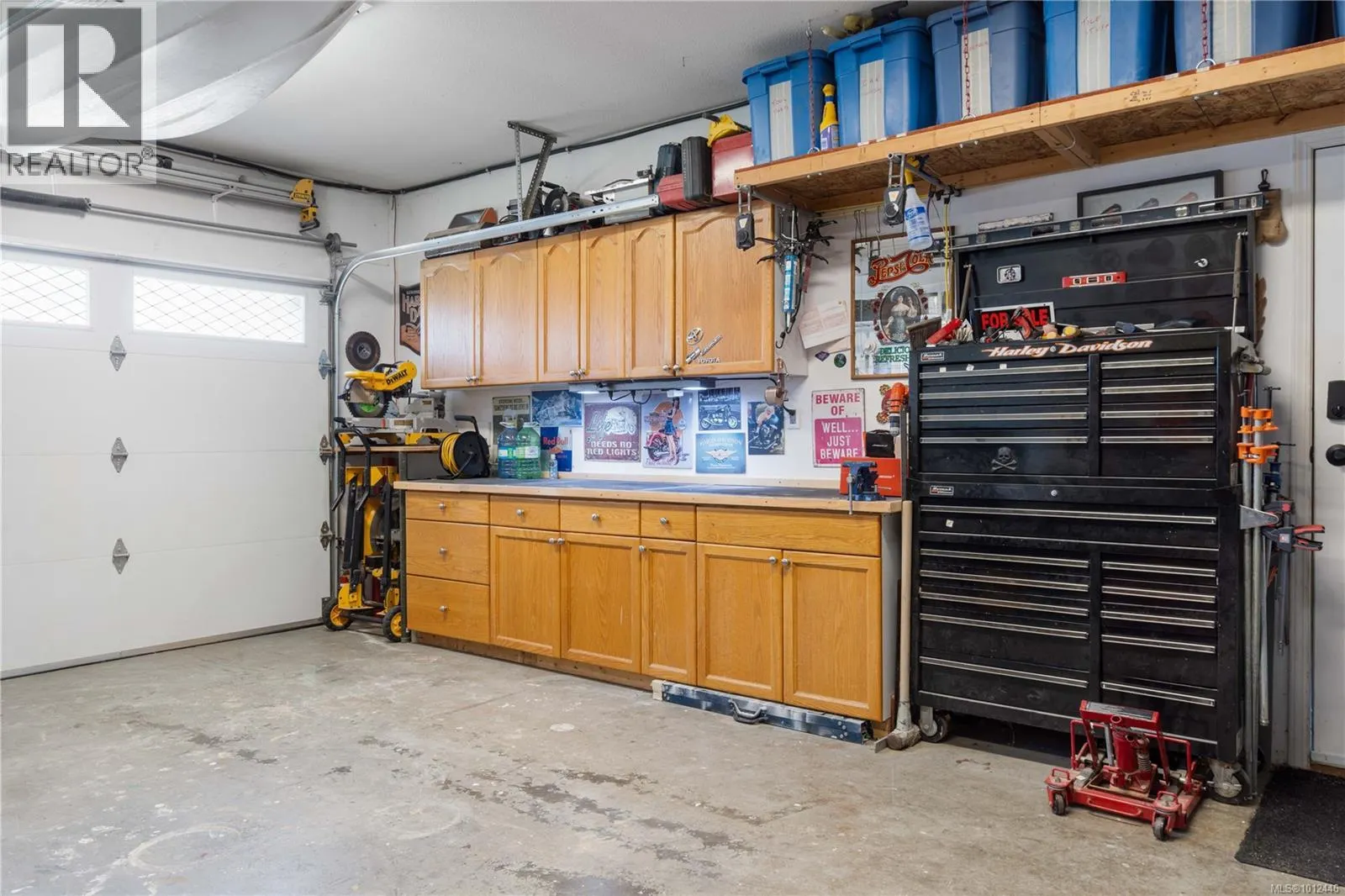 5804 Tweedsmuir Cres