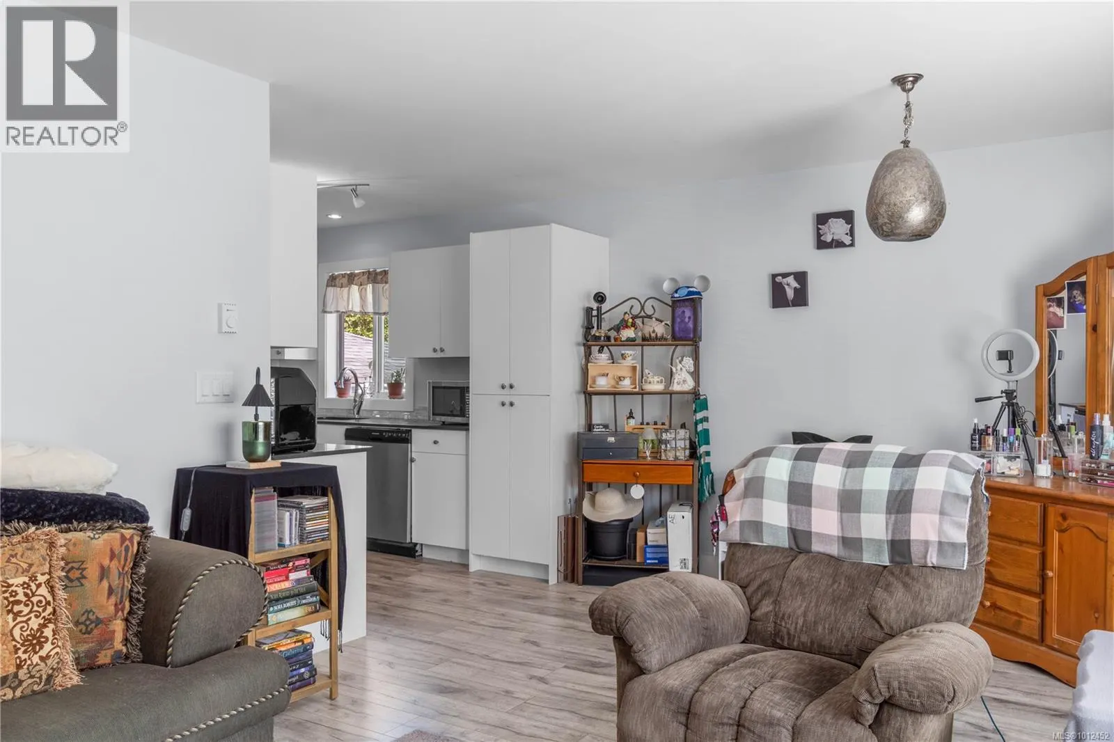 5610 Linley Valley Dr