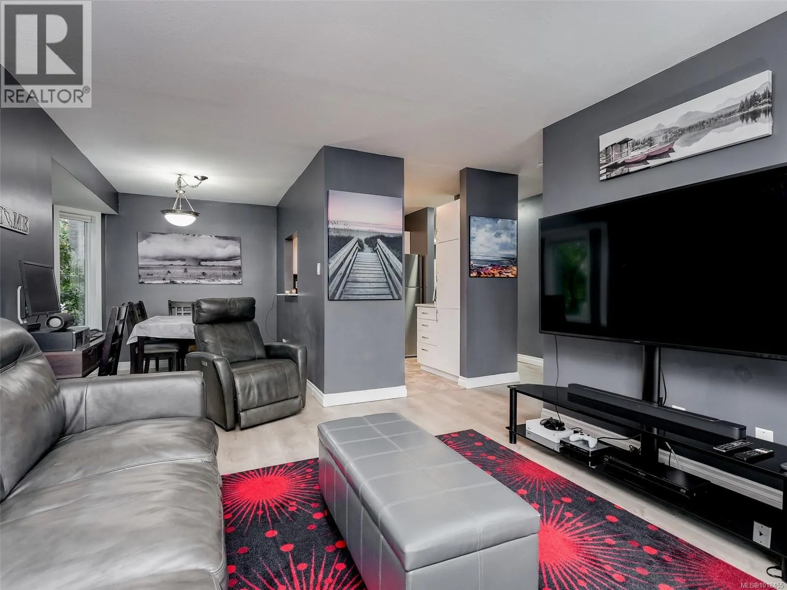 104 1039 Caledonia Ave