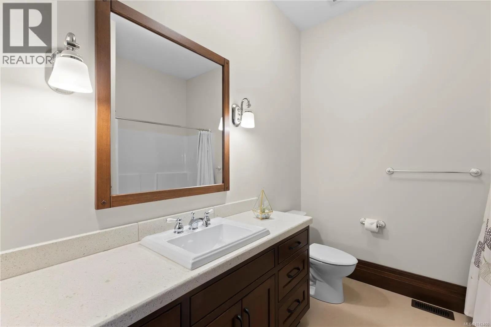 3816 Stuart Pl