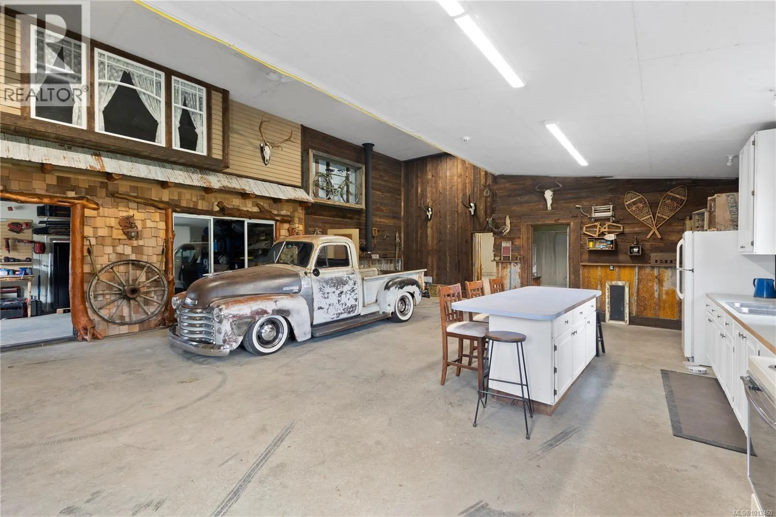 3816 Stuart Pl