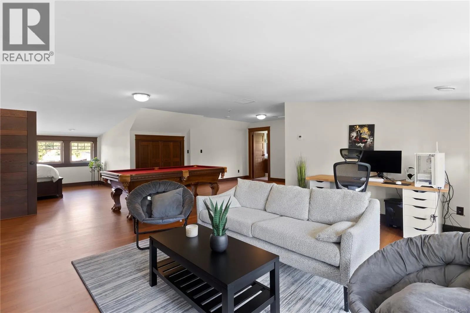 3816 Stuart Pl