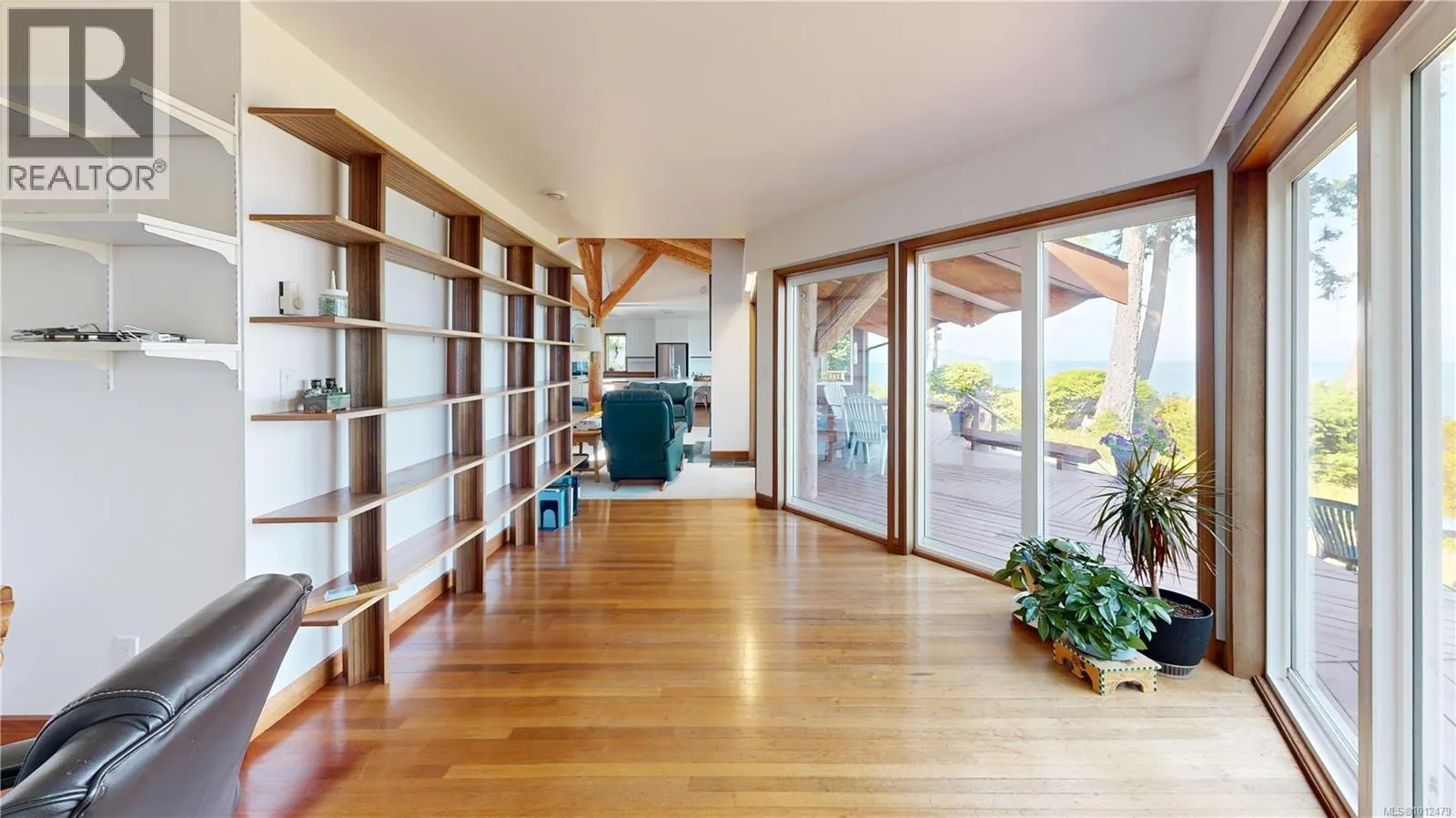 1278 The Strand Rd