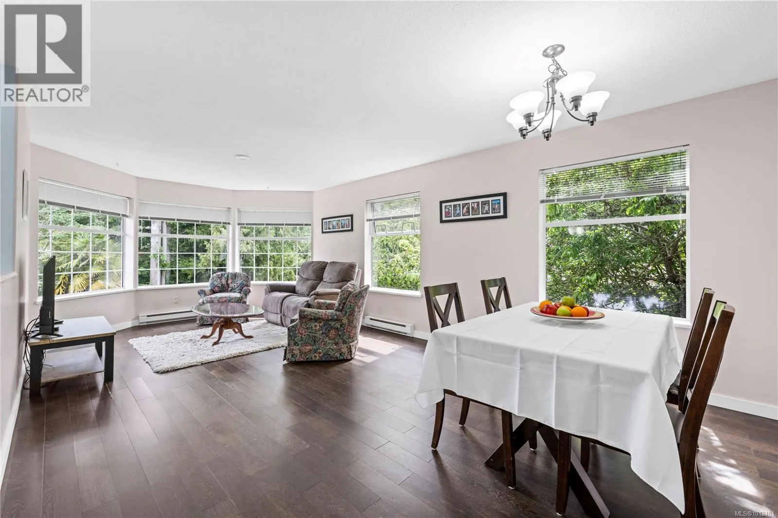 1333 Carmel Pl