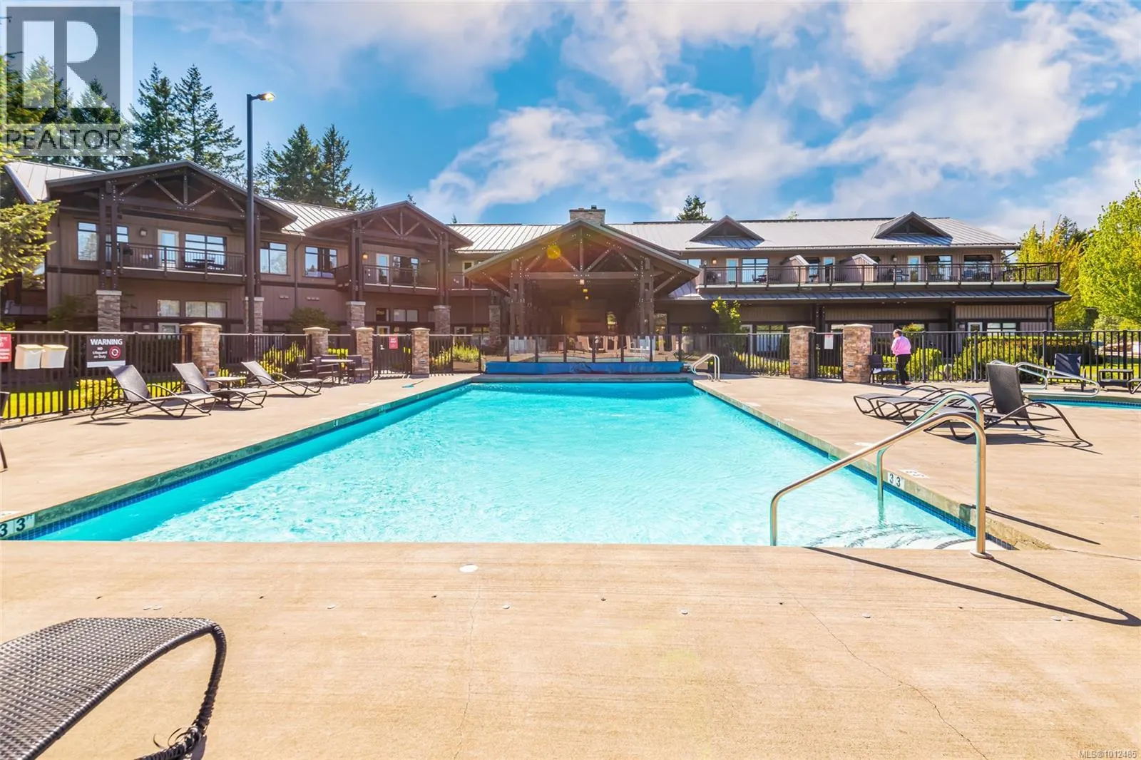 62 1175 Resort Dr