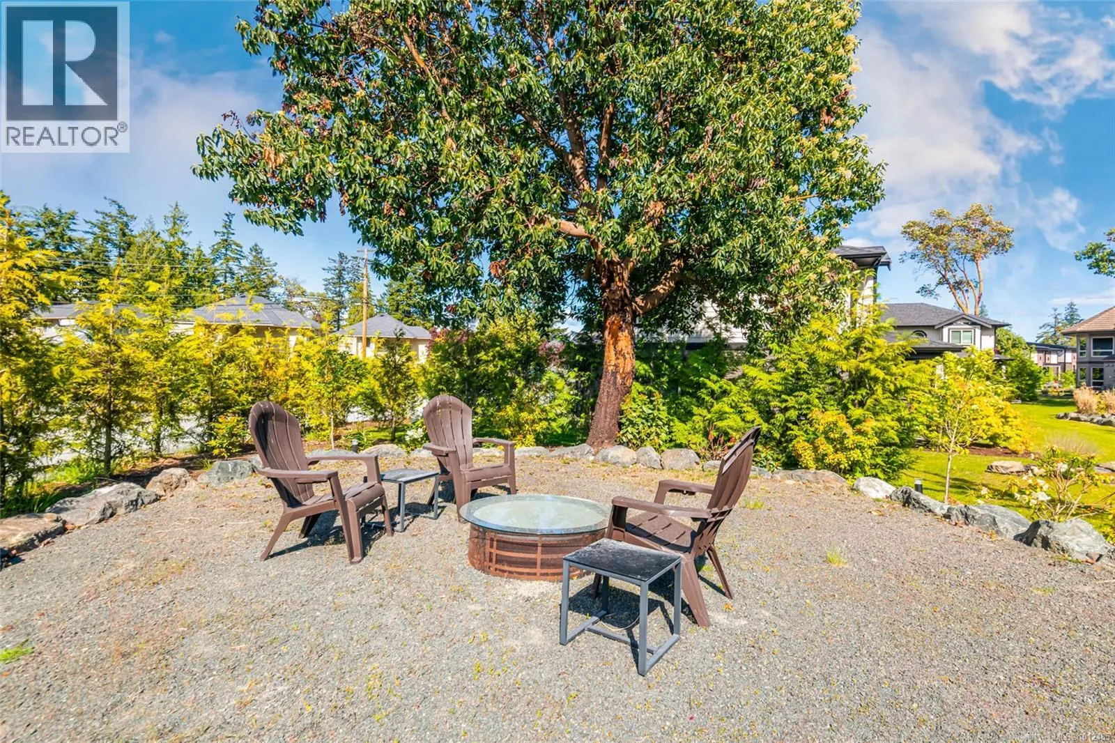 62 1175 Resort Dr