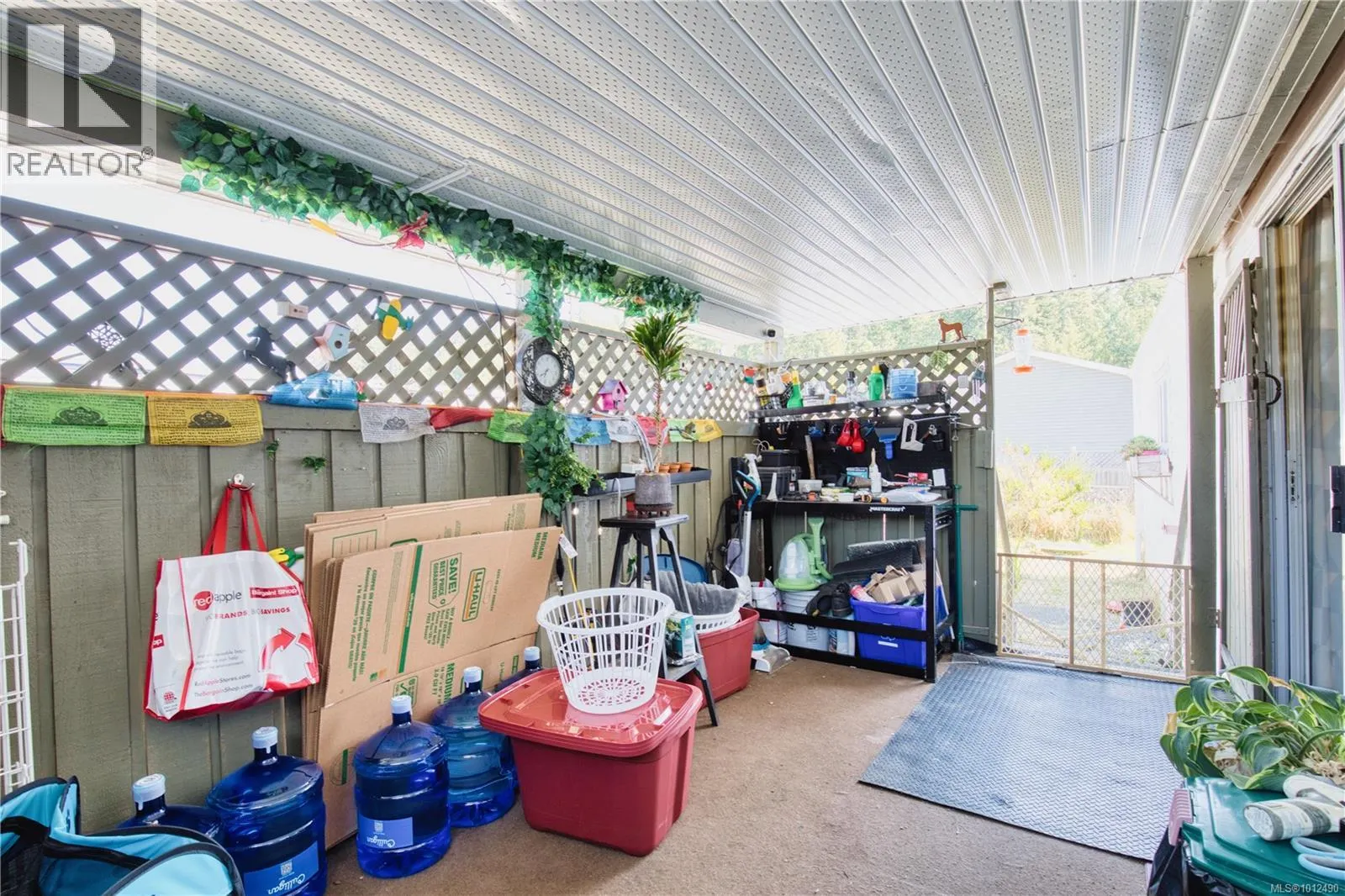 39 1050 Bowlby Rd