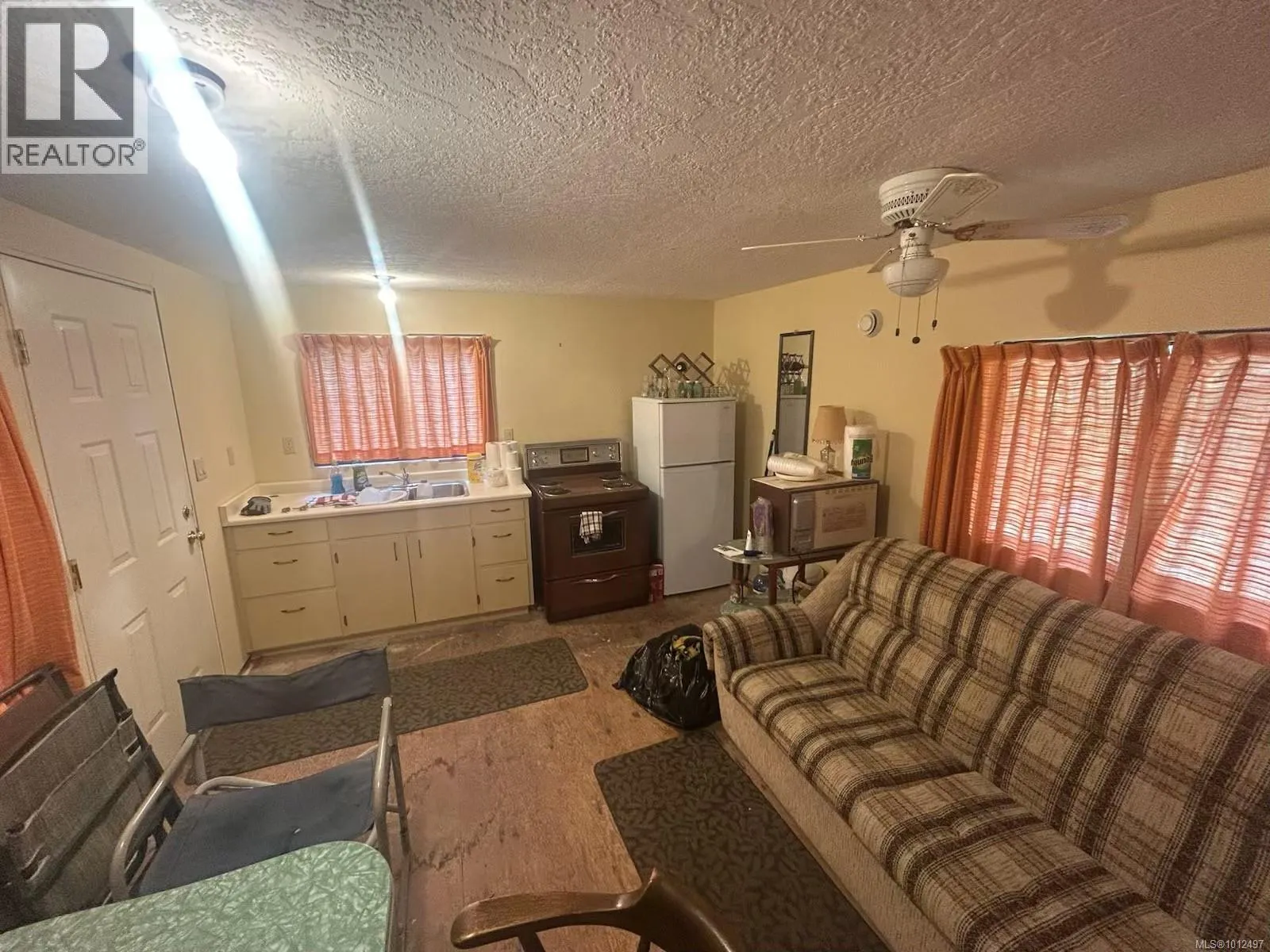 892 Parkheights Rd