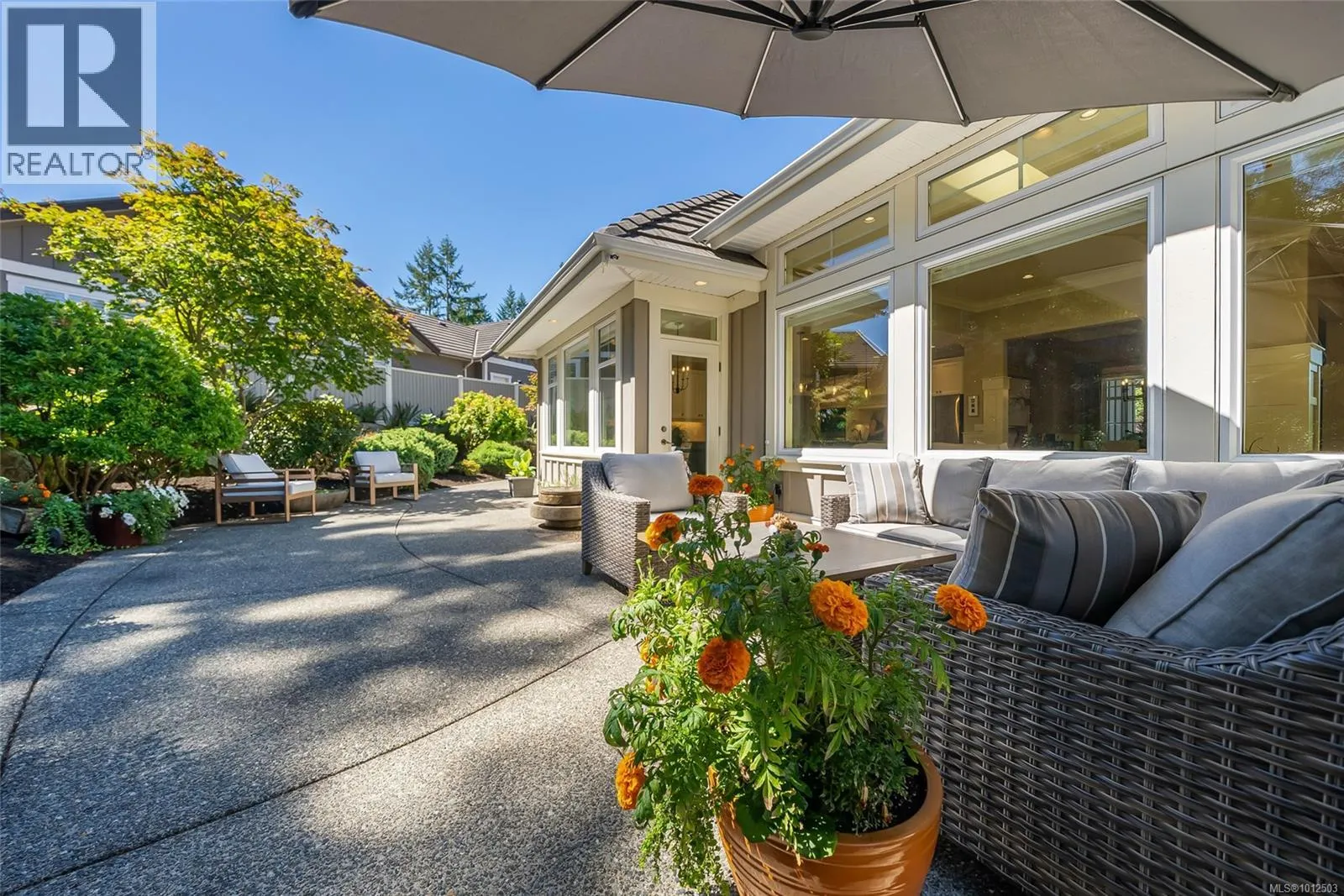 2328 Evanshire Cres